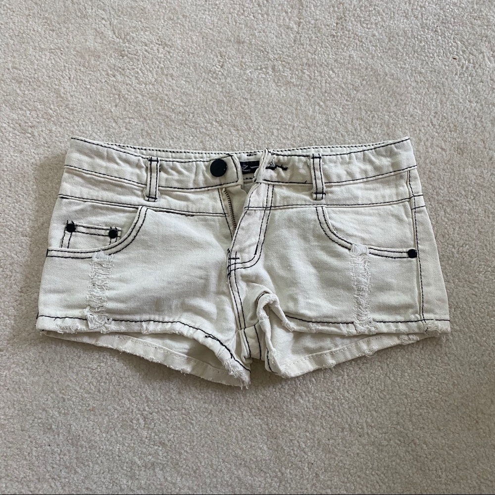 White XS Ripped Jean Shorts
